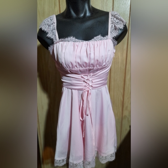 Forever 21 Pink Asymmetrical Dress - Picture 2 of 8